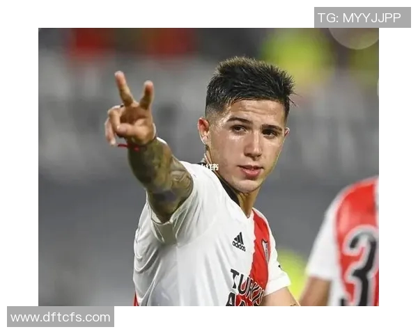 新一代足球天才恩佐展现全能实力成未来巨星之路